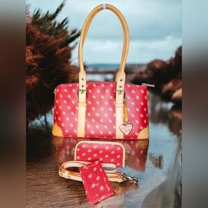 Dooney & Bourke Vintage Red & Tan Women's Bag Set